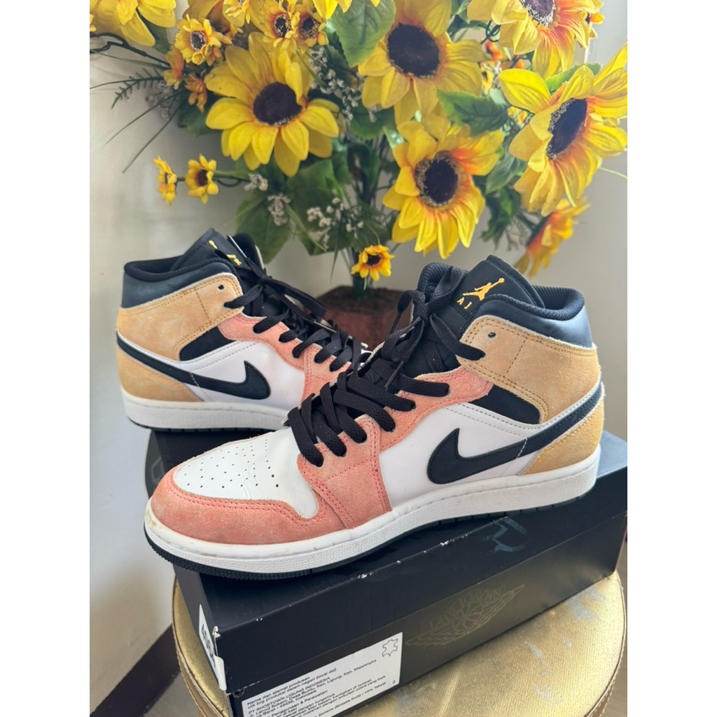 Sepatu Sneakers Nike Air Jordan  1 Mid SE Magic Ambre DX4332-800 Original Size 42,5 Insole 27cm Prel