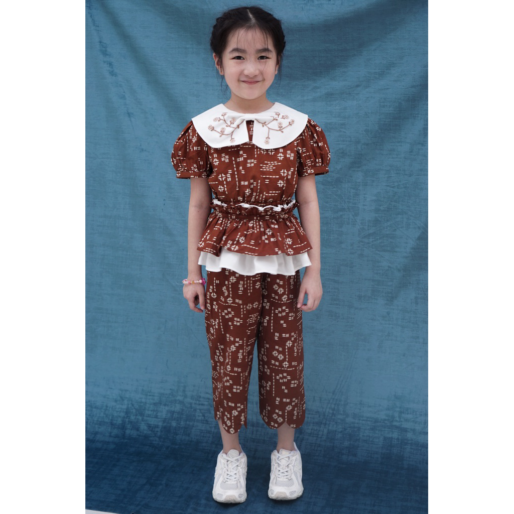 BATIK KEPIK | Pevita batik set / apron pants batik set / set blouse batik anak / set celana batik an
