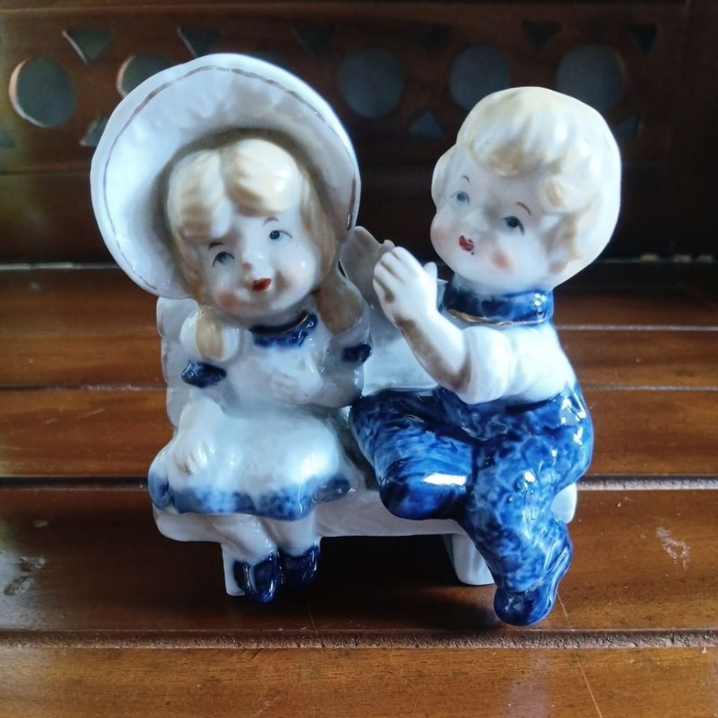 PAJANGAN KERAMIK PORCELINE EROPA JADUL