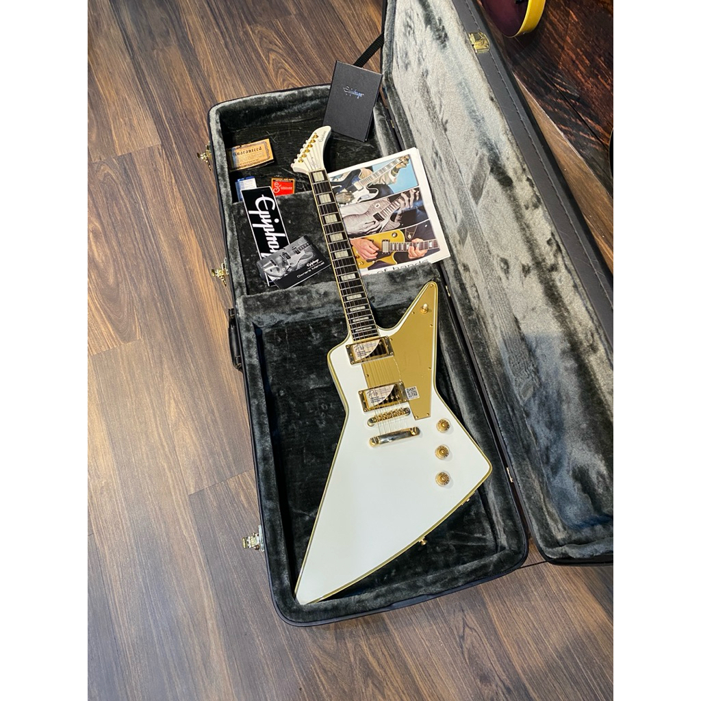 Epiphone Lzzy Hale Explorer Alpine White