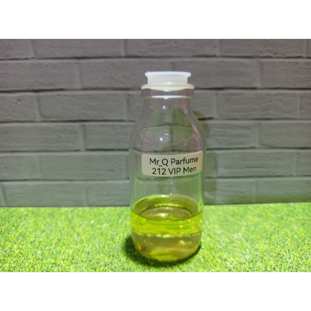 parfume refill inspired by 212 vip men