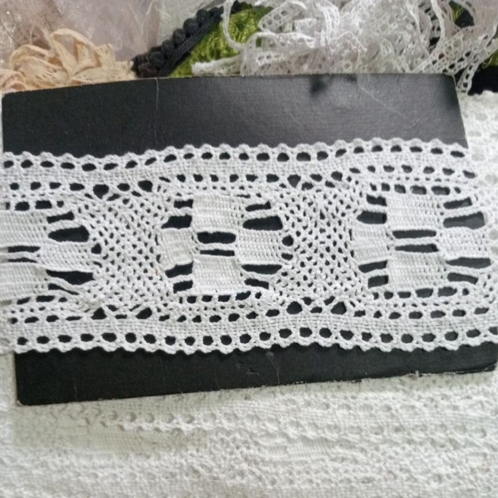 RENDA RAJUT PREMIUM LEBAR 10CM /RENDA TENGAHAN/RENDA PUTIH