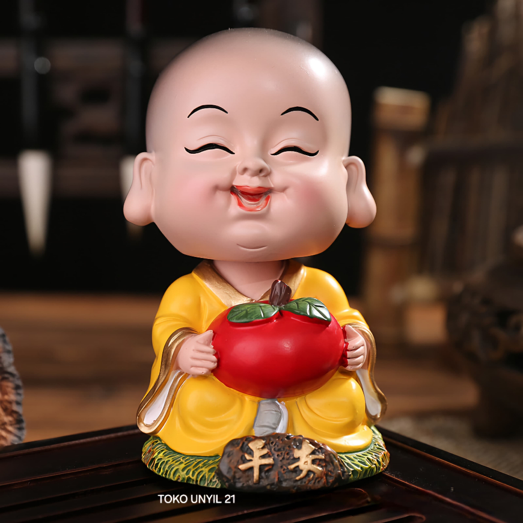 pajangan patung biksu shaolin kungfu miniatur car dashboard mobil lucu unik interior rumah