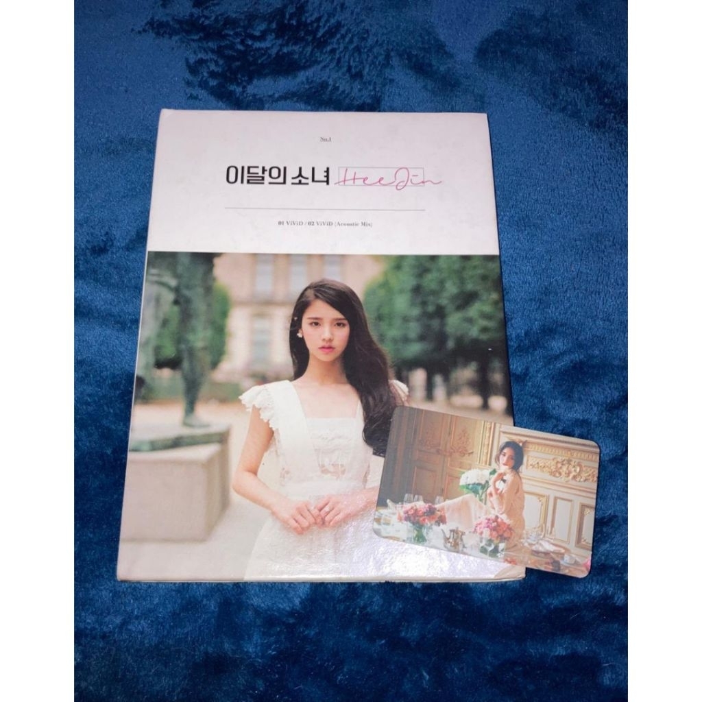 Official Album LOONA Heejin First Print + Photocard