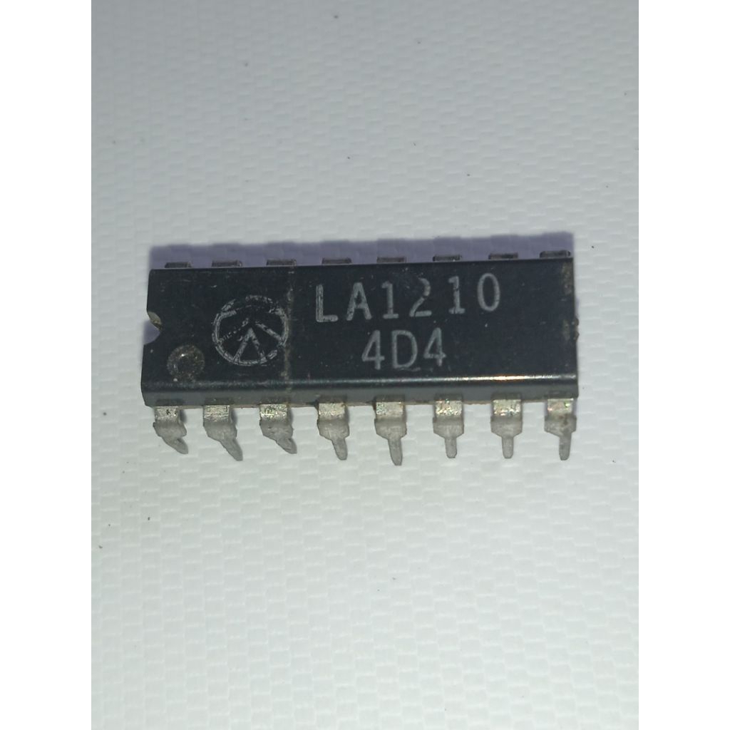 IC LA1210 IF AM/FM 1pcs