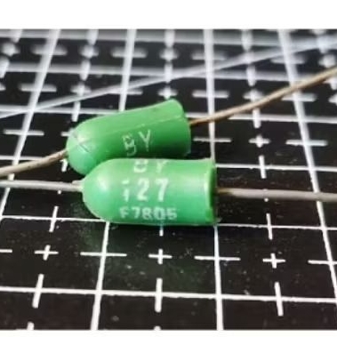 Kapasitor Film Plastik Axial 127