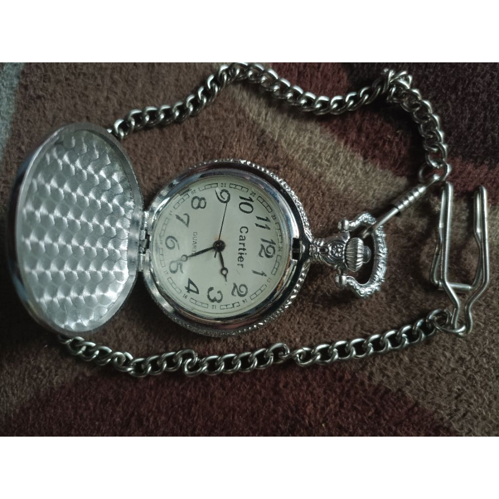 Jam saku Cartier