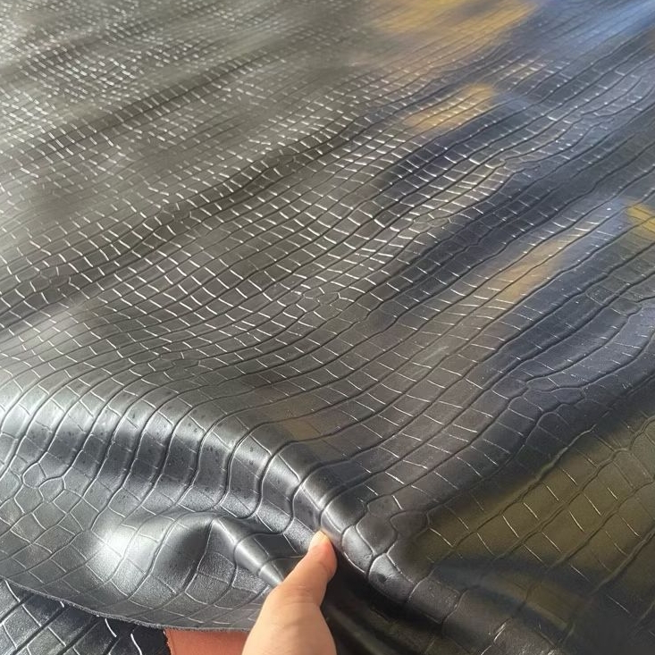 Kulit Sapi Asli Cetak Buaya Lembaran