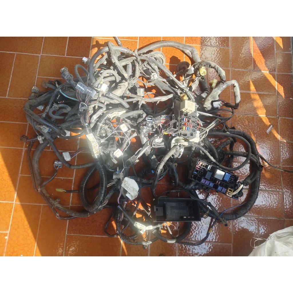 KABEL BODY FULLSET DAIHATSU GRAN GRAND MAX 82141 - BYV50 TAHUN 2018