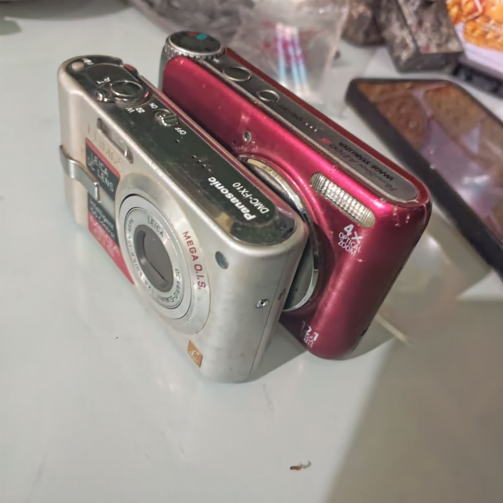 2 unit kamera mati total panasonic dan canon