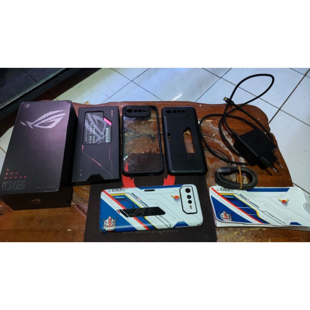 Asus ROG PHONE 6 8/256 GB Black fullset