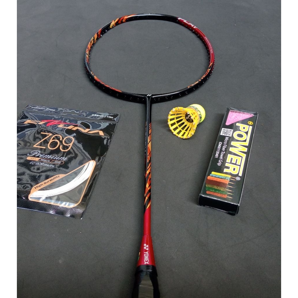 Raket badminton bulutangkis bekas second original yonex astrox 99 play