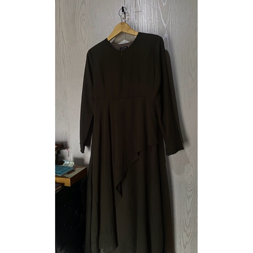 Preloved marwah dress by kazami sizee m