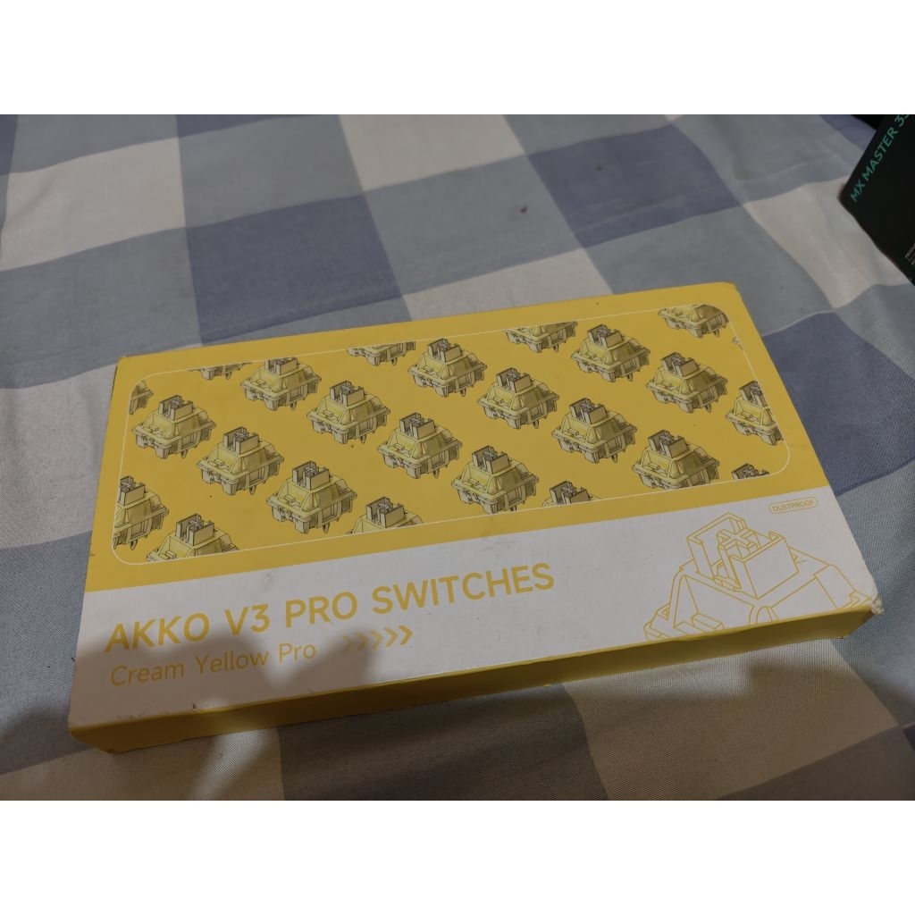 Switch Akko Cream Yellow