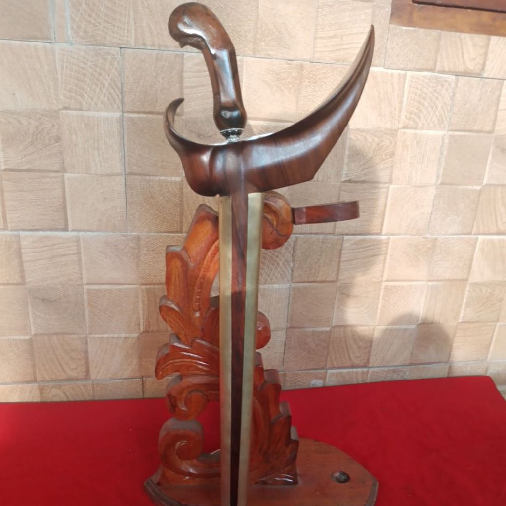 Keris Tumenggung Sepuh Pamor Tirto Tumetes,Rojo Gundolo