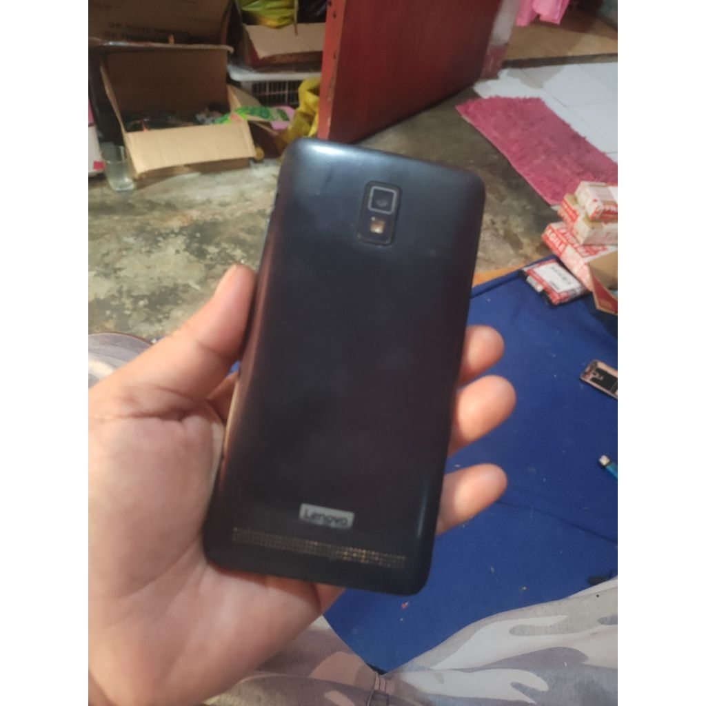 Lenovo a6600 minus bercak sama retak sentuh normal masih layak pakai