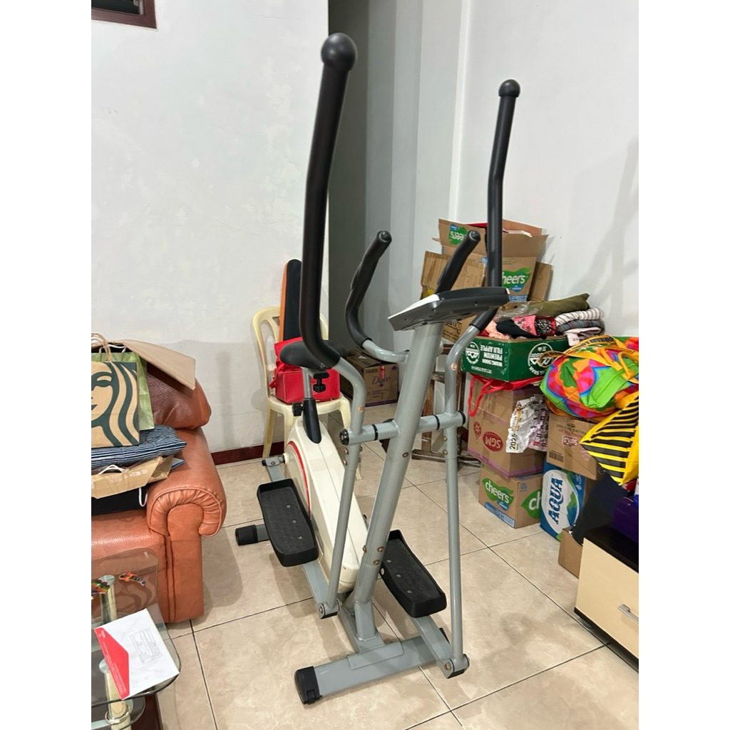 (BEKAS) X2 FIT SEPEDA GYM / SEPEDA STATIS / ALAT OLAHRAGA / FITNESS GYM