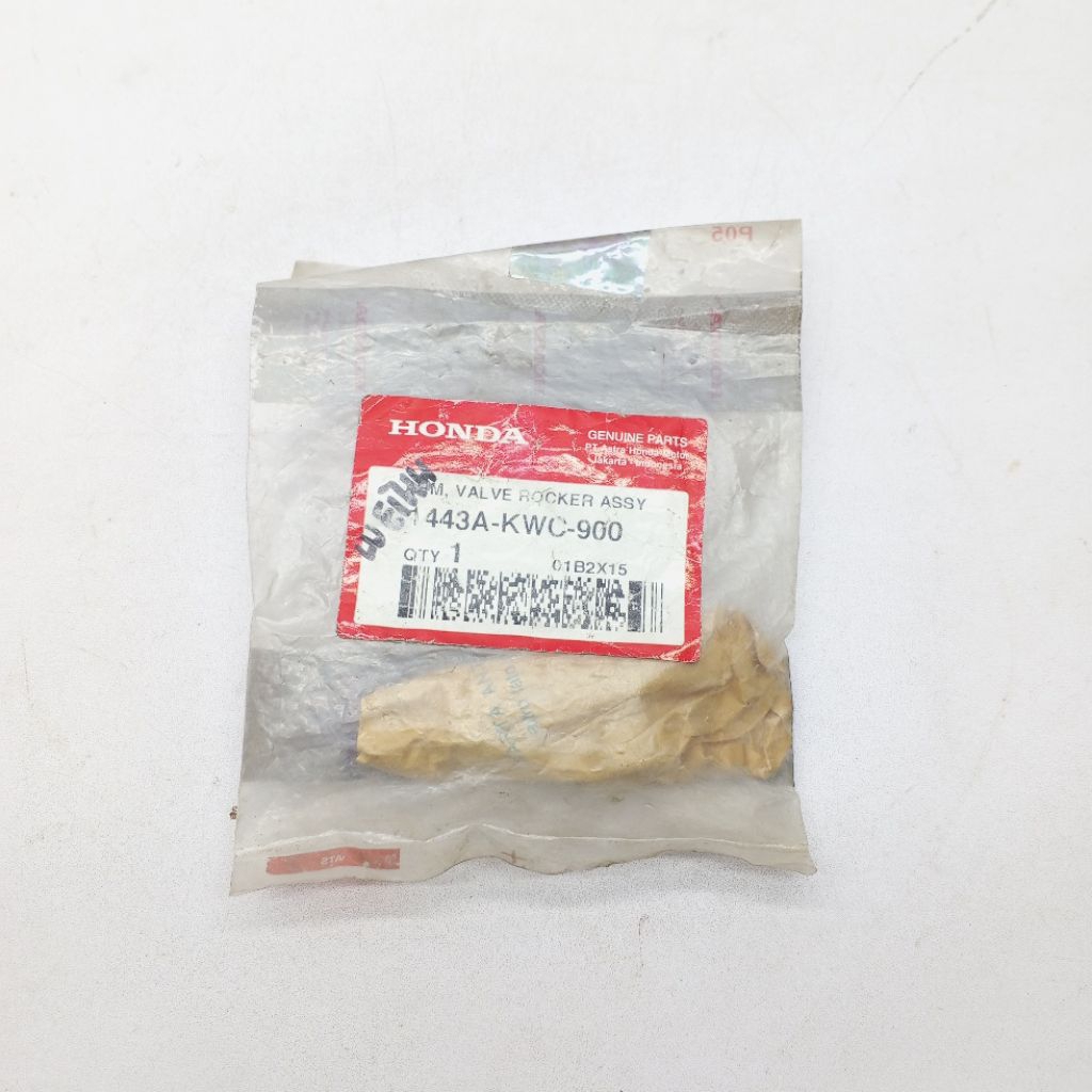 PELATUK KLEP HONDA CS1 CS 1 ORIGINAL ASLI NOS 1443A-KWC-900