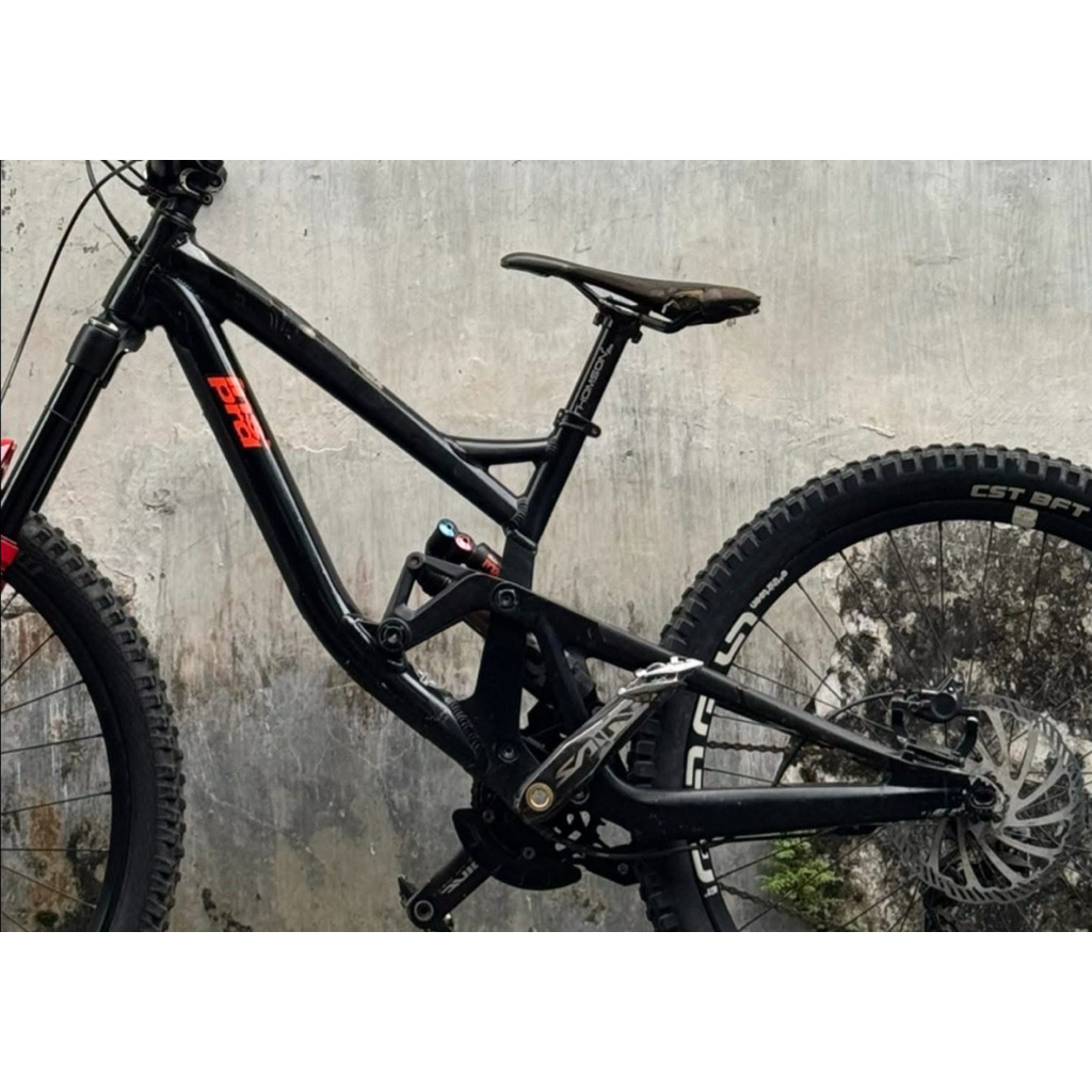 jual frame set polygon dh9 sz S long rs fox x2 khasima frame hitam