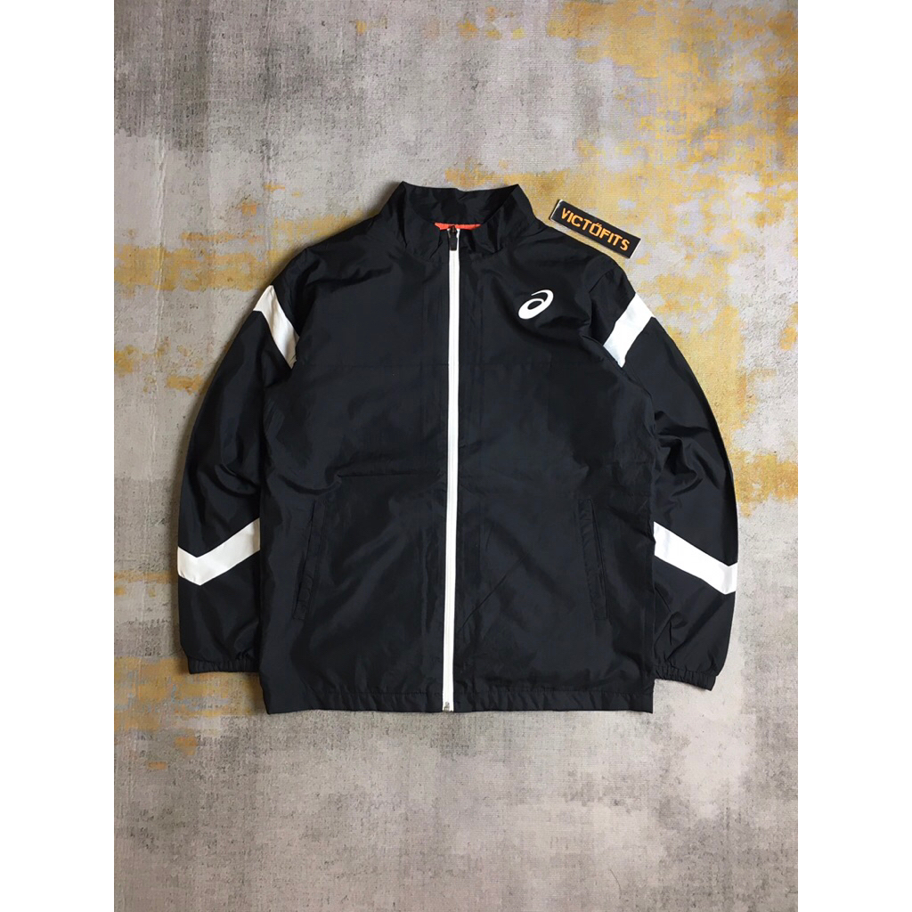 Jaket Windbreaker Asics