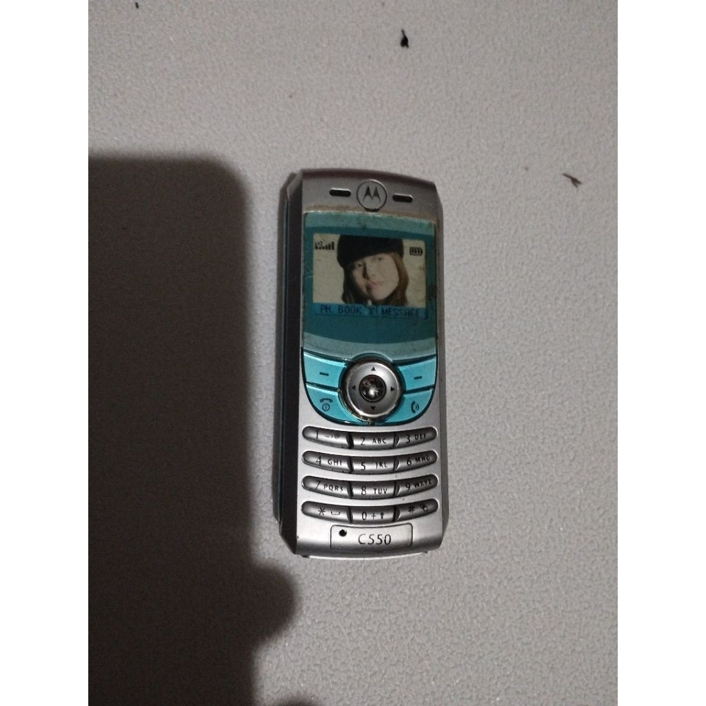 dummy Motorola (hp pajangan)