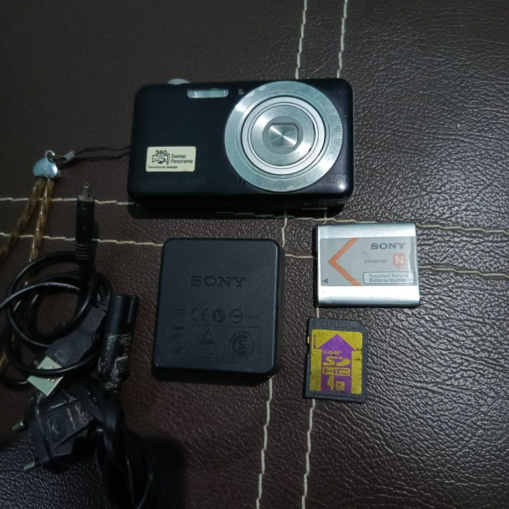 SONY w710