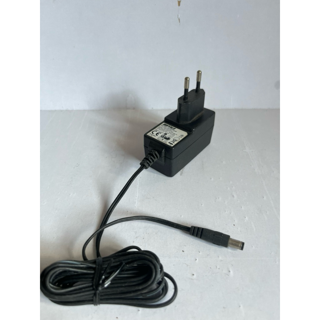 adaptor ac-dc 12V 1.0A