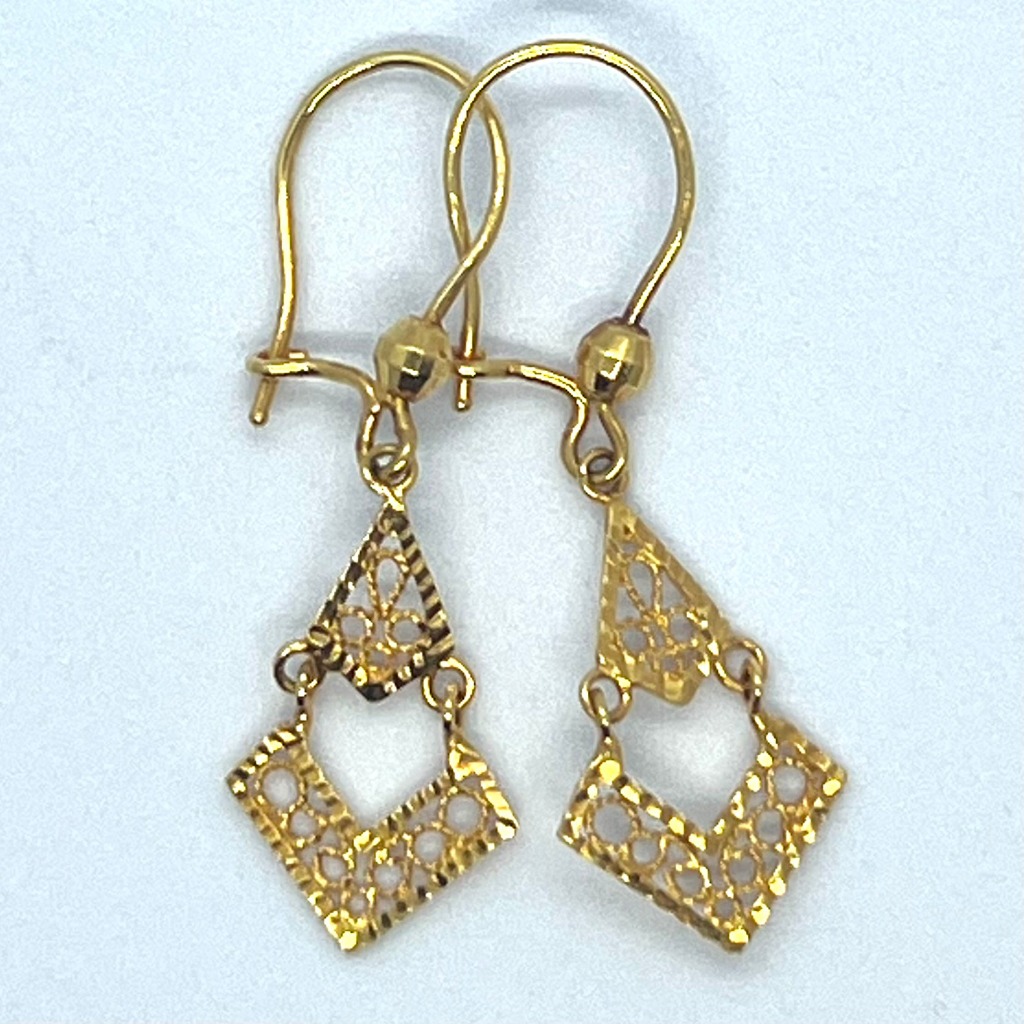 Anting Wanita Emas Asli Kadar 700 Berat 1.38gr