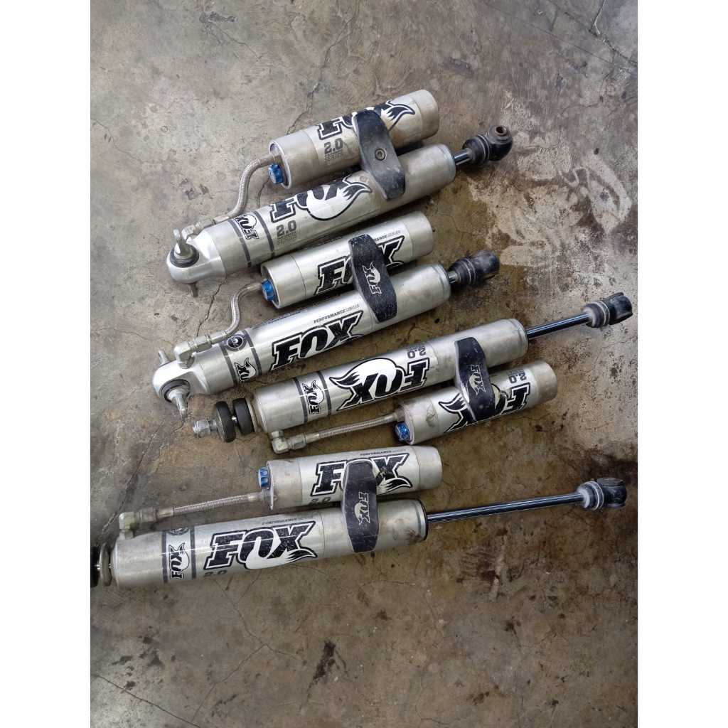 3657 TD Fox Performance Series 2.0 Reservoir Shock JEEP Wrangler JK Front & Rear kondisi 3 mati