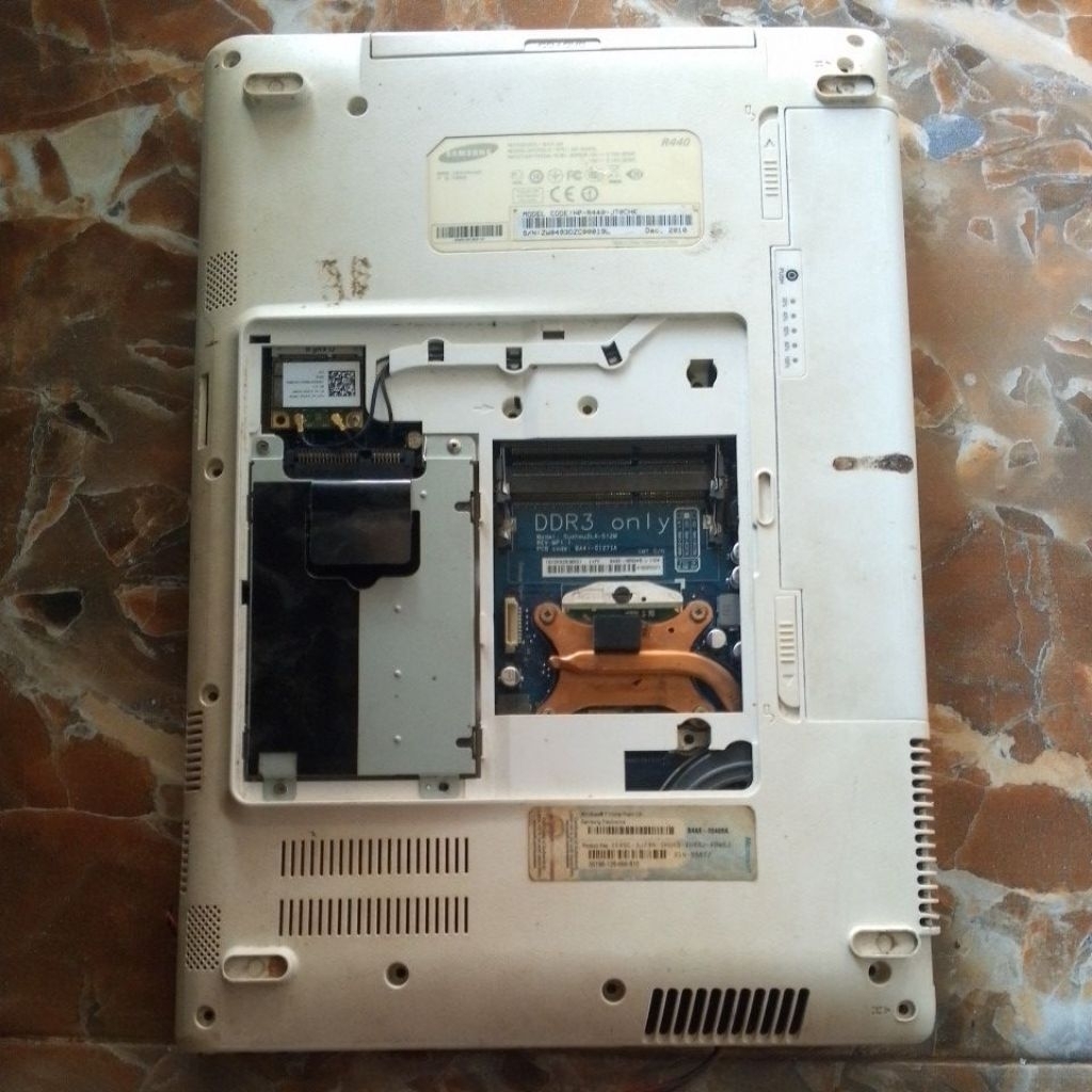 mobo laptop samsung R440 Core i3