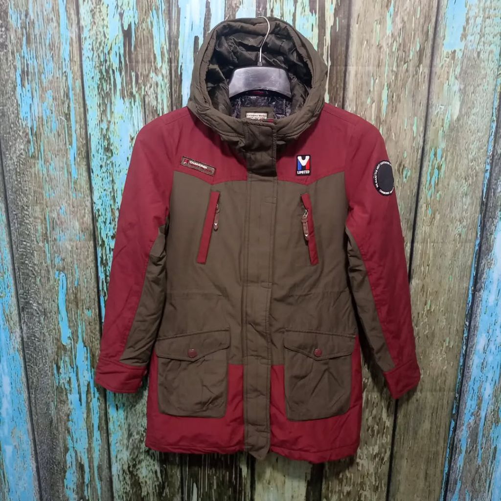 jaket gunung M-LIMITED tebal size S bagus murah ORIGINAL