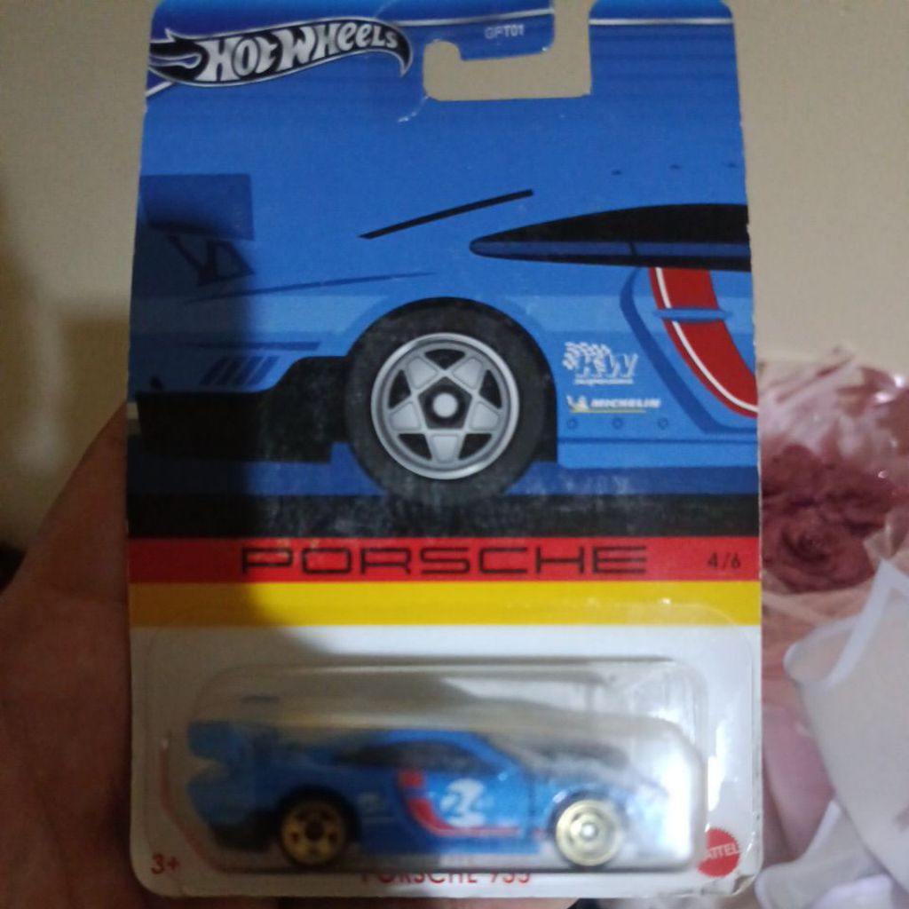 Hot Wheels PORSCHE 935 (PORSCHE)