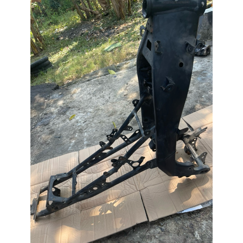 rangka krangka frame sasis batangan Yamaha r15 v2 original copotan