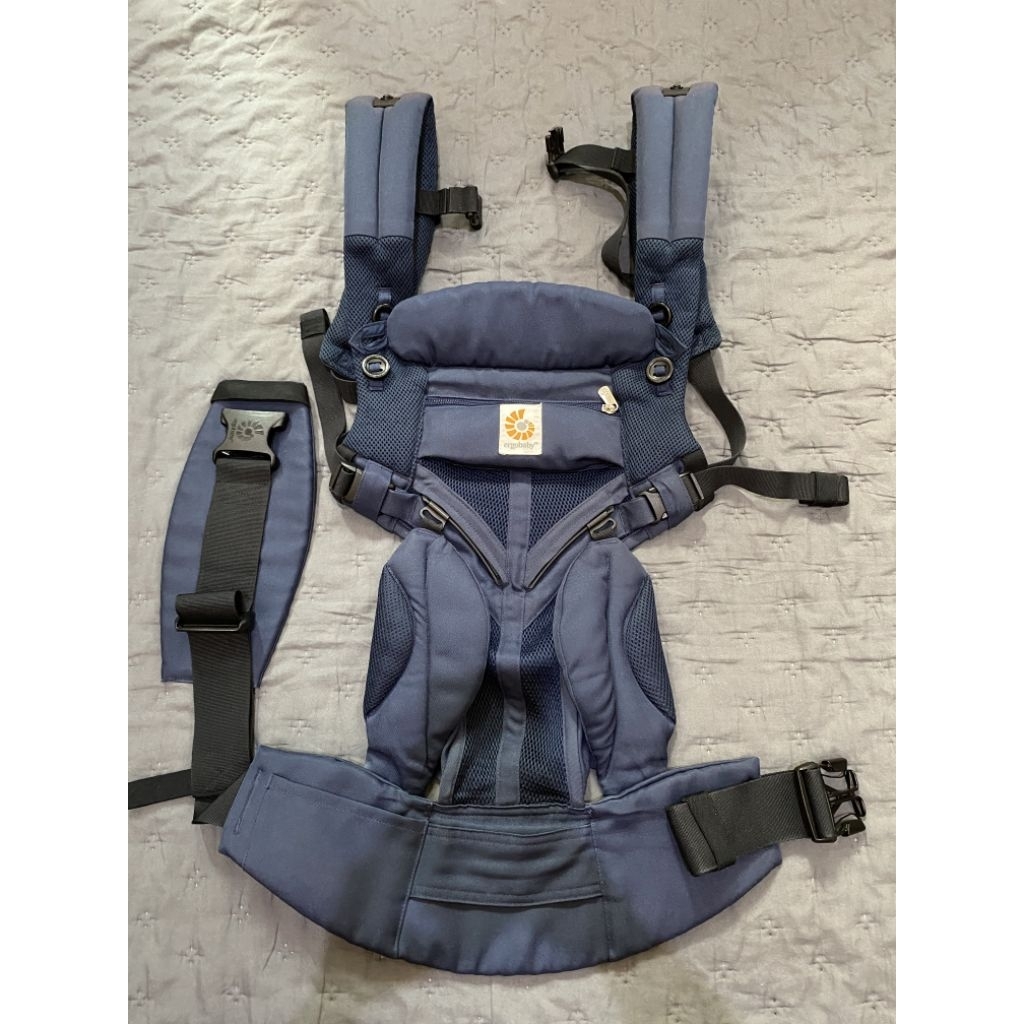 Original Preloved LIKE NEW Ergobaby Midnight Blue Omni 360 Airmesh