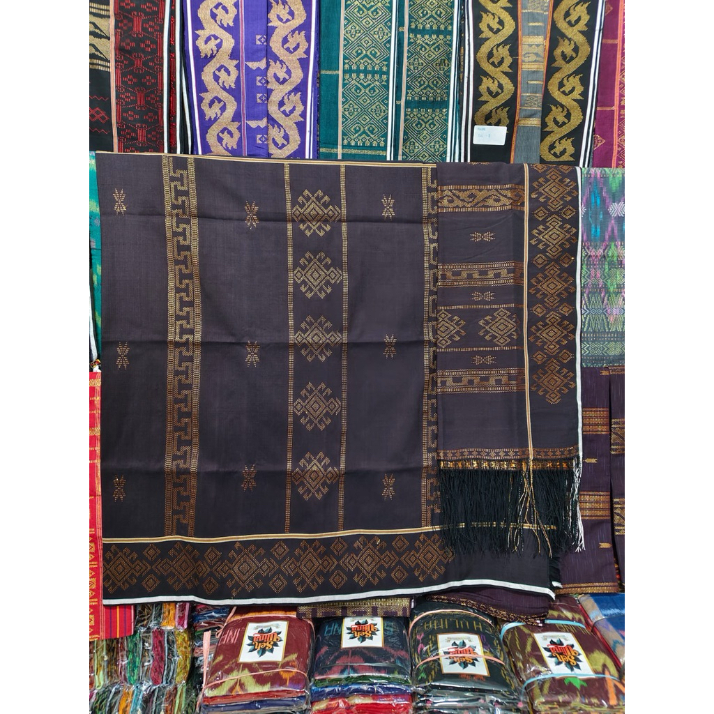 Set Uis Nipes Semi Sutra Motif Tapak Sulaiman