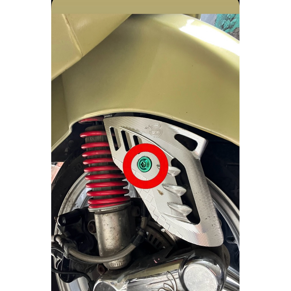 BAUT TITANIUM COVER SHOCK DEPAN VESPA MATIC