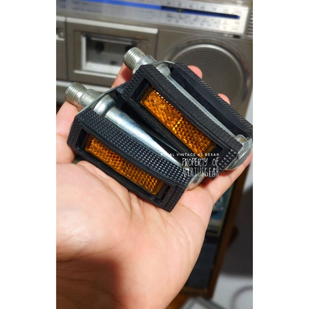 Pedal Mungil Klasik Vintage as Besar union