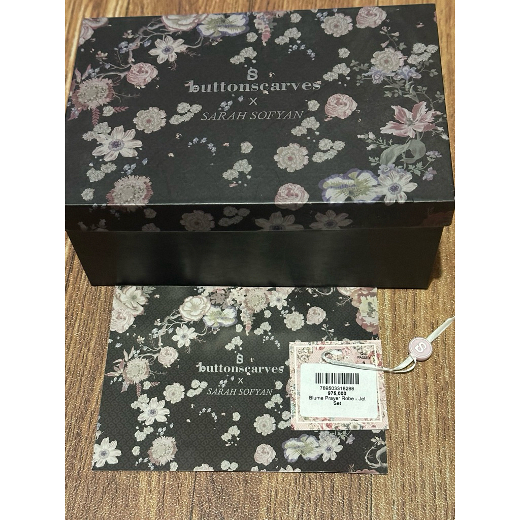 buttonscraves preloved