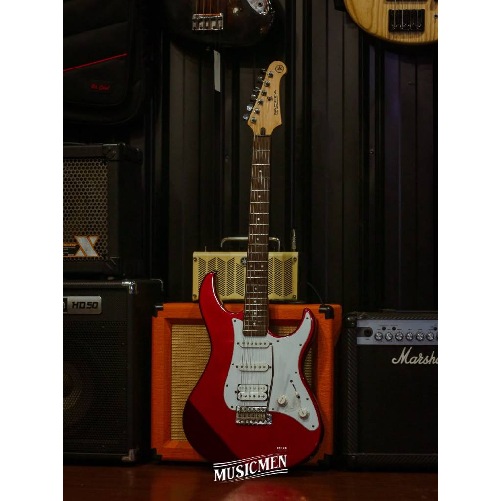 Gitar Yamaha Pacifica 112J Original