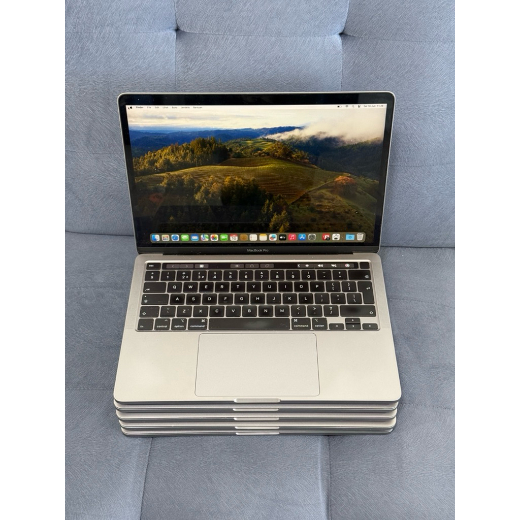 MacBook Pro 2020 13inch CTO core i7 32GB Second Original