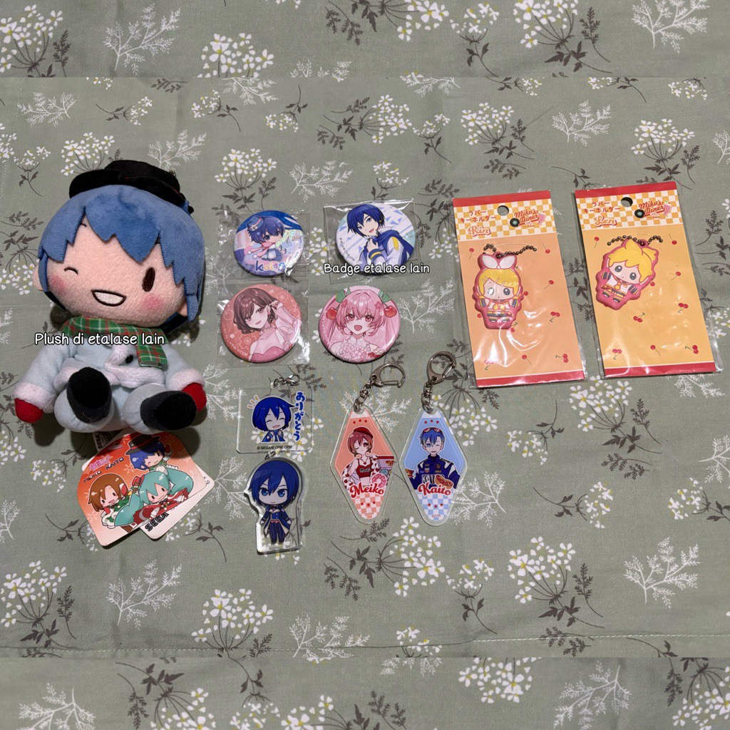 (baca deskripsi) various preloved official merch KAITO, MEIKO, miku vocaloid