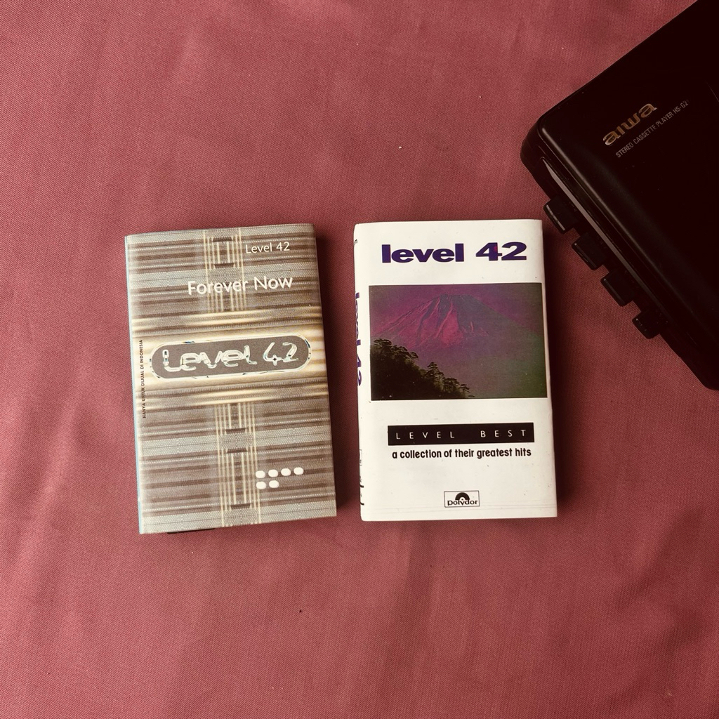 Kaset Pita Level 42 Collection – Forever Now / Level Best: A Collection Of Their Greatest Hits Origi