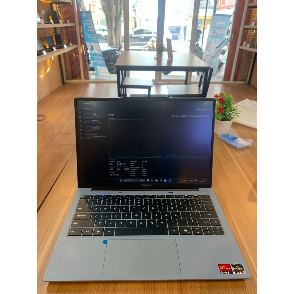 Advan Workmate  AMD RYZEN 5 3500U