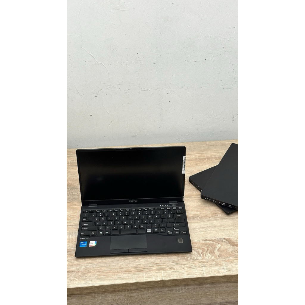 Fujitsu LifeBook U9311
