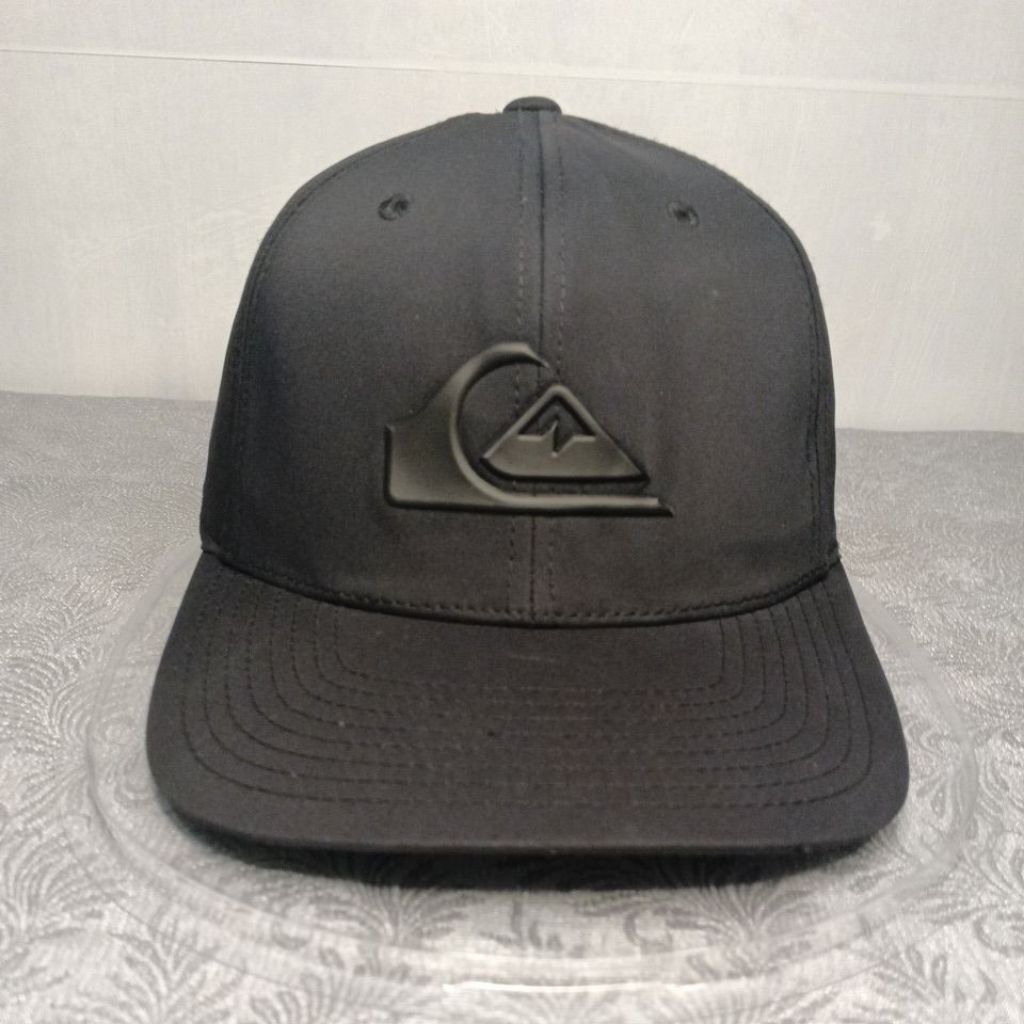 Topi QUIKSILVER Build up, Second original.
