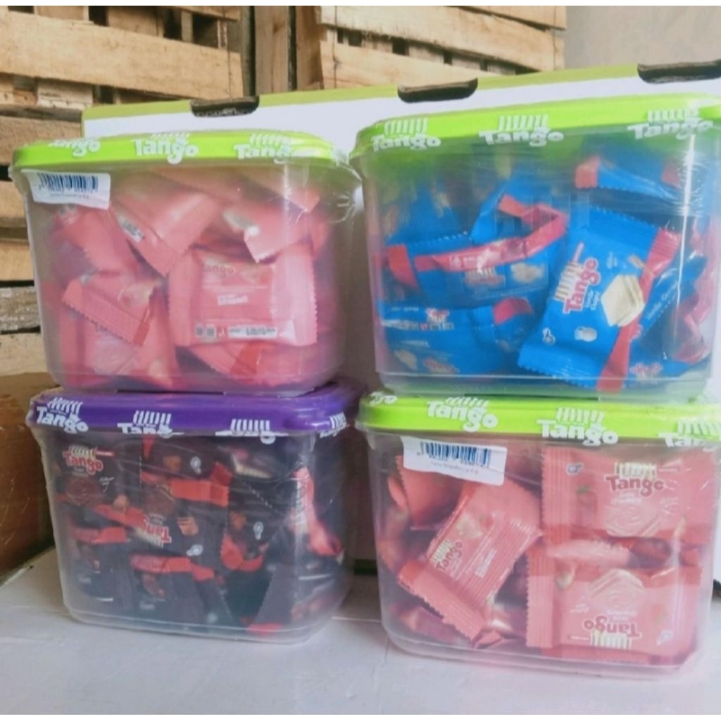 Wafer Tango Mini 4 Gr Bonus Toples Cantik