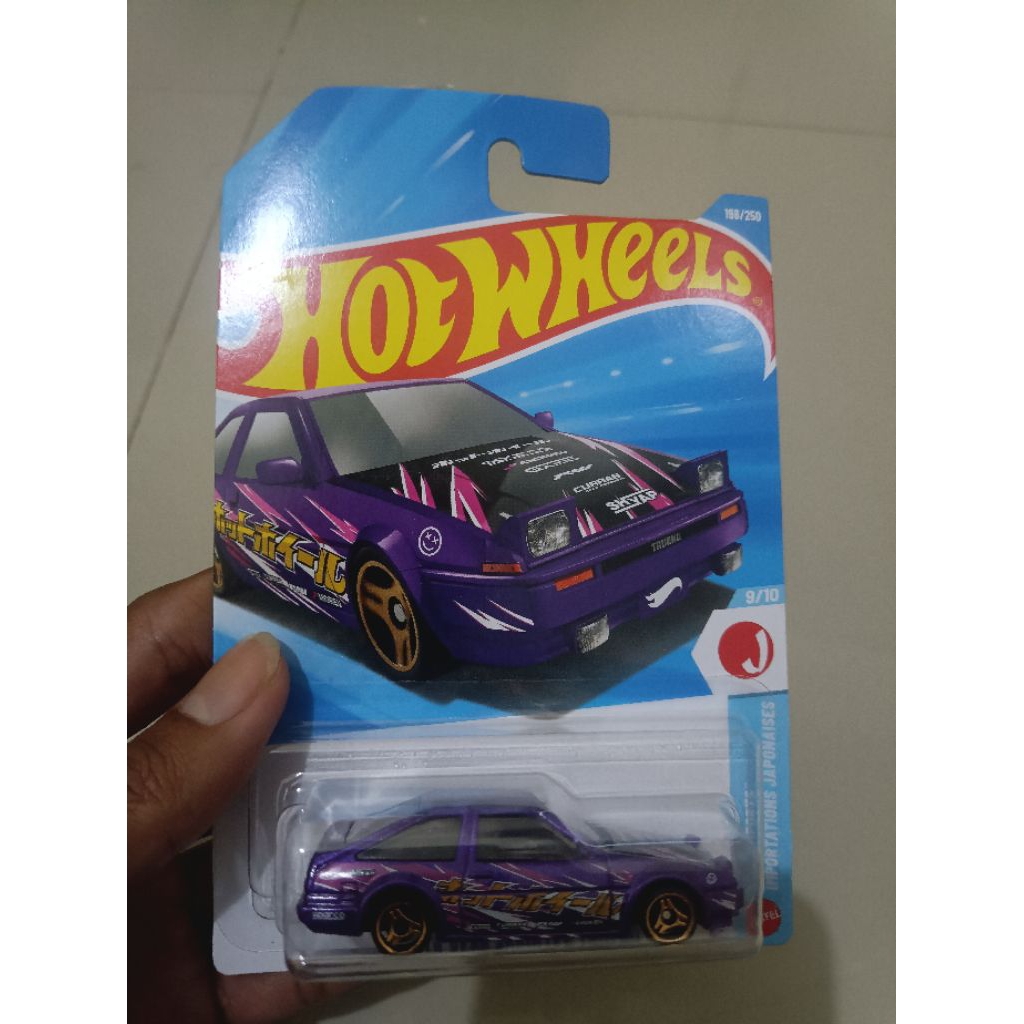 Hot Wheels Toyota ae86 sprinter trueno