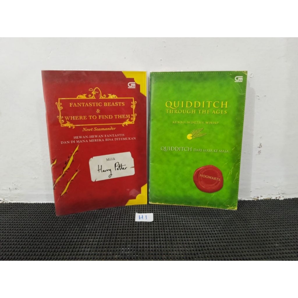 FANTASTIC BEASTS & WHERE TO FIND THEM / QUIDDITCH THROUGH THE AGES (SEPAKET)