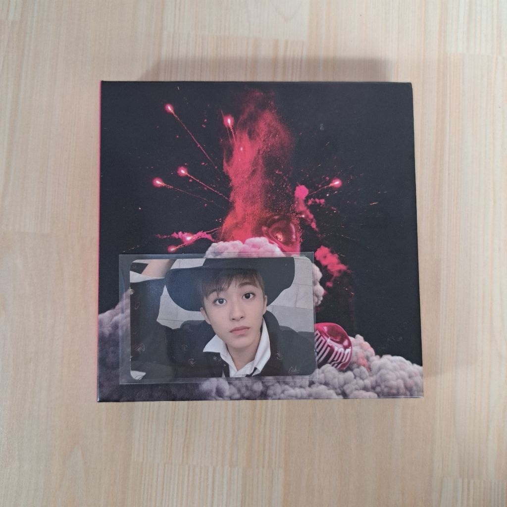 (ALBUM + PC) NCT 127 - Cherry Bomb + Mark Photocard