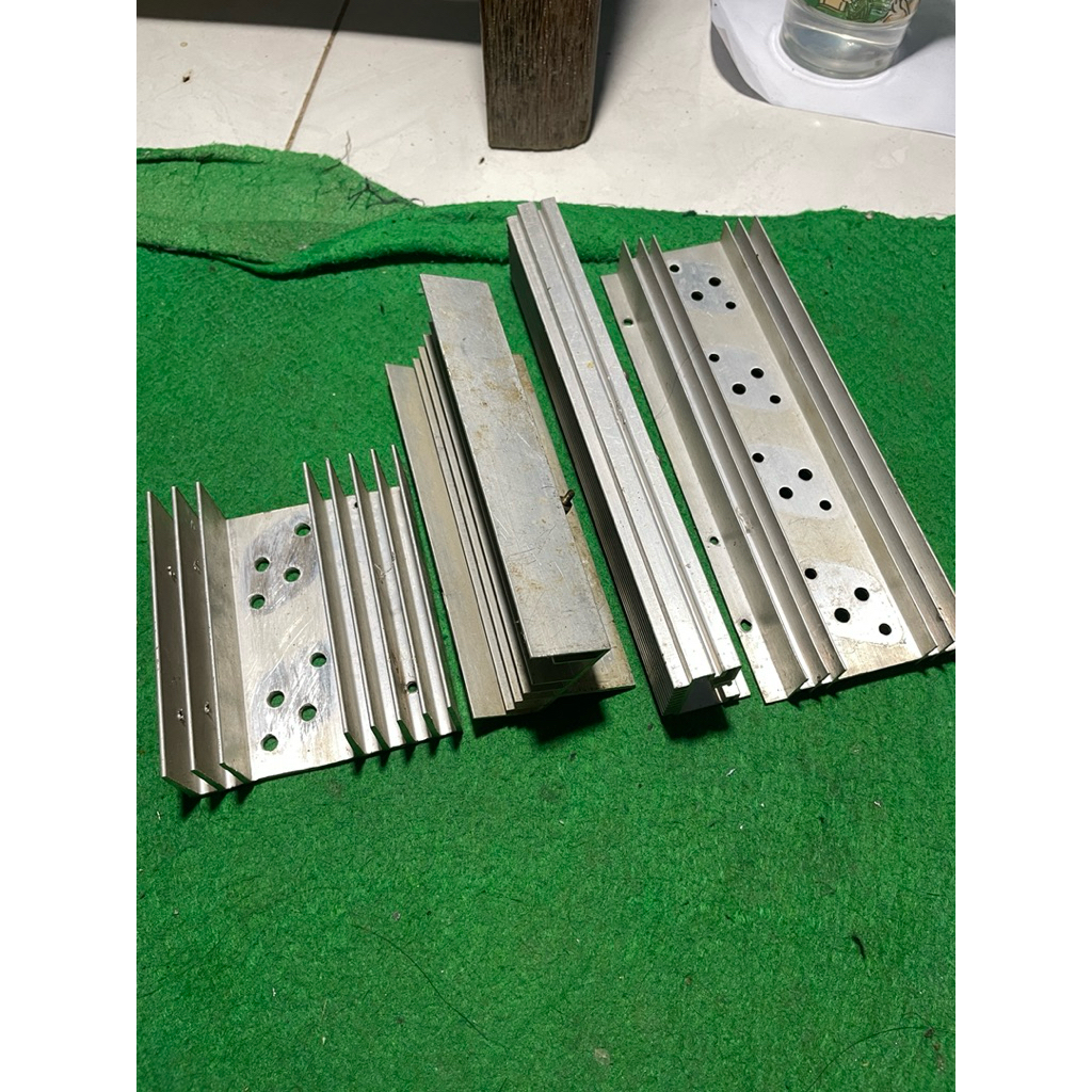 pendingin transistor bekas